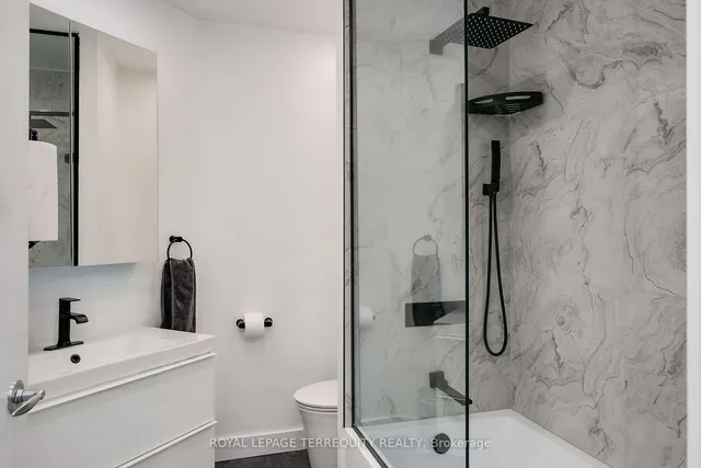 Additional property image - 8 York St Unit 3604
