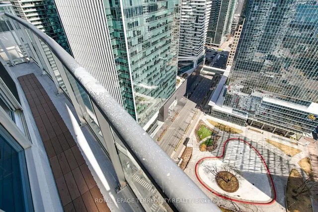 Additional property image - 8 York St Unit 3604