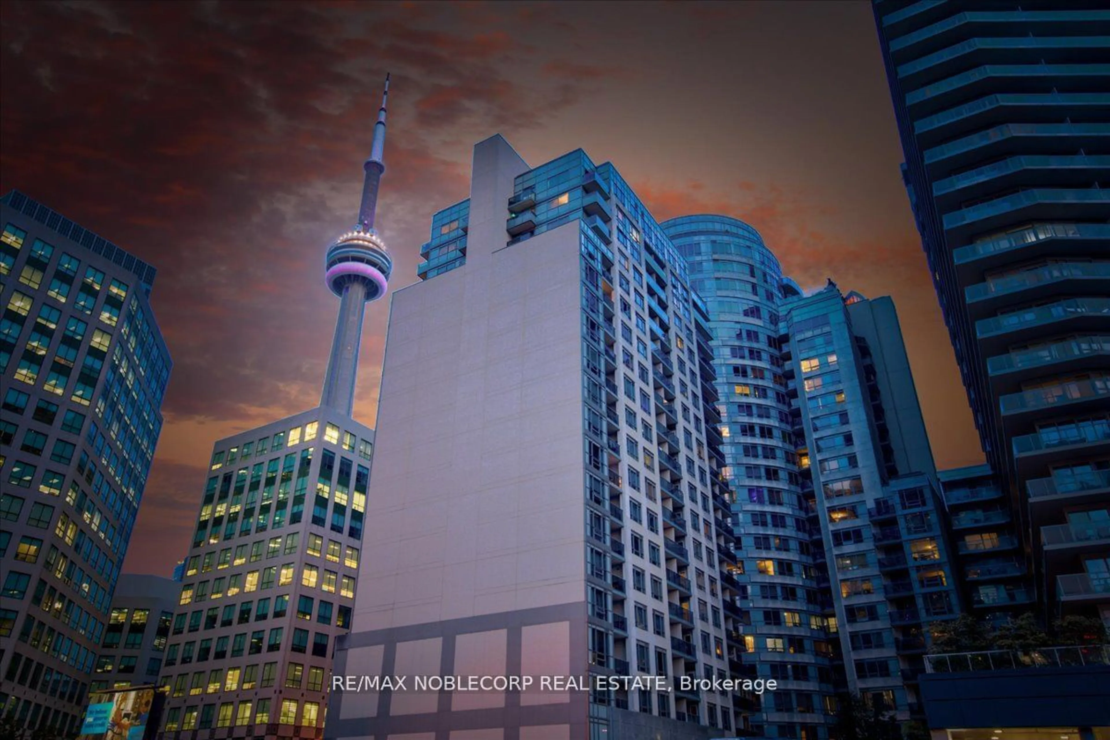 A pic from exterior of the house or condo, the view of city buildings for 20 Blue Jays Way #601, Toronto Ontario M5V 3W6