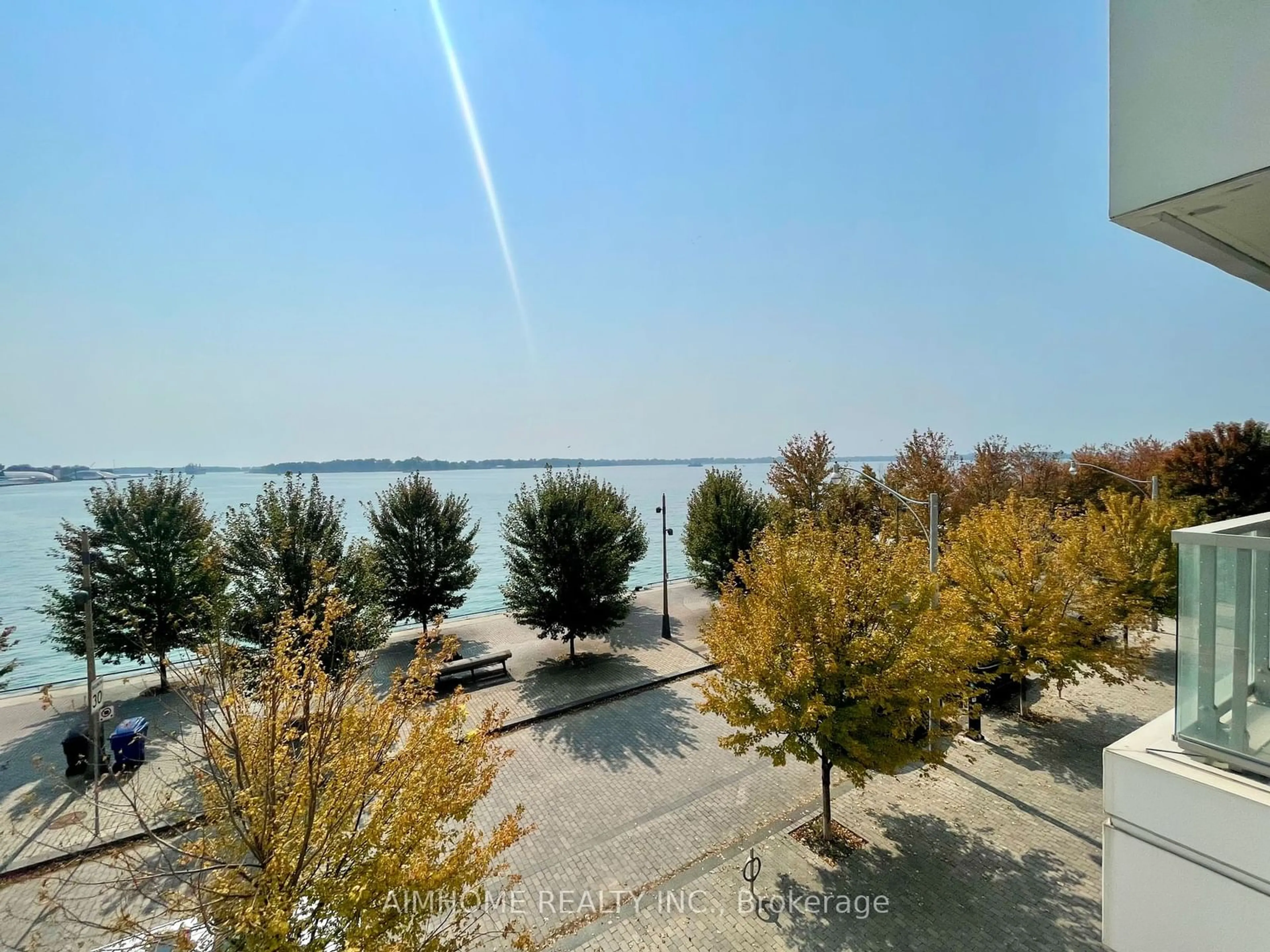 Patio, the view of lake or river for 118 Merchants' Wharf #208, Toronto Ontario M5A 0L3