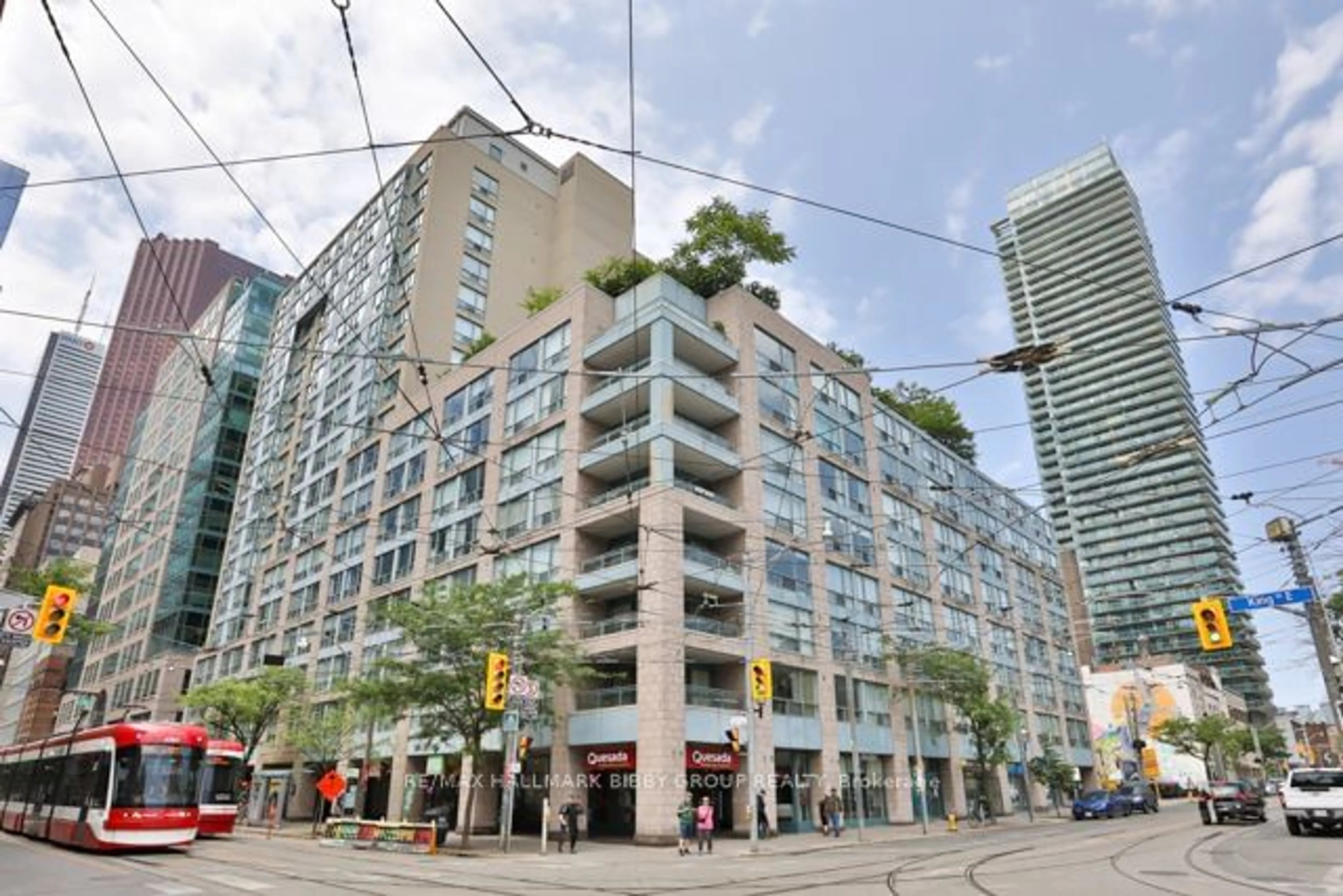 A pic from exterior of the house or condo for 92 King St #603, Toronto Ontario M5C 2V8