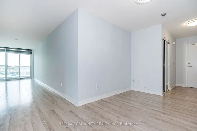 Additional property image - 29 Singer Crt Unit 611