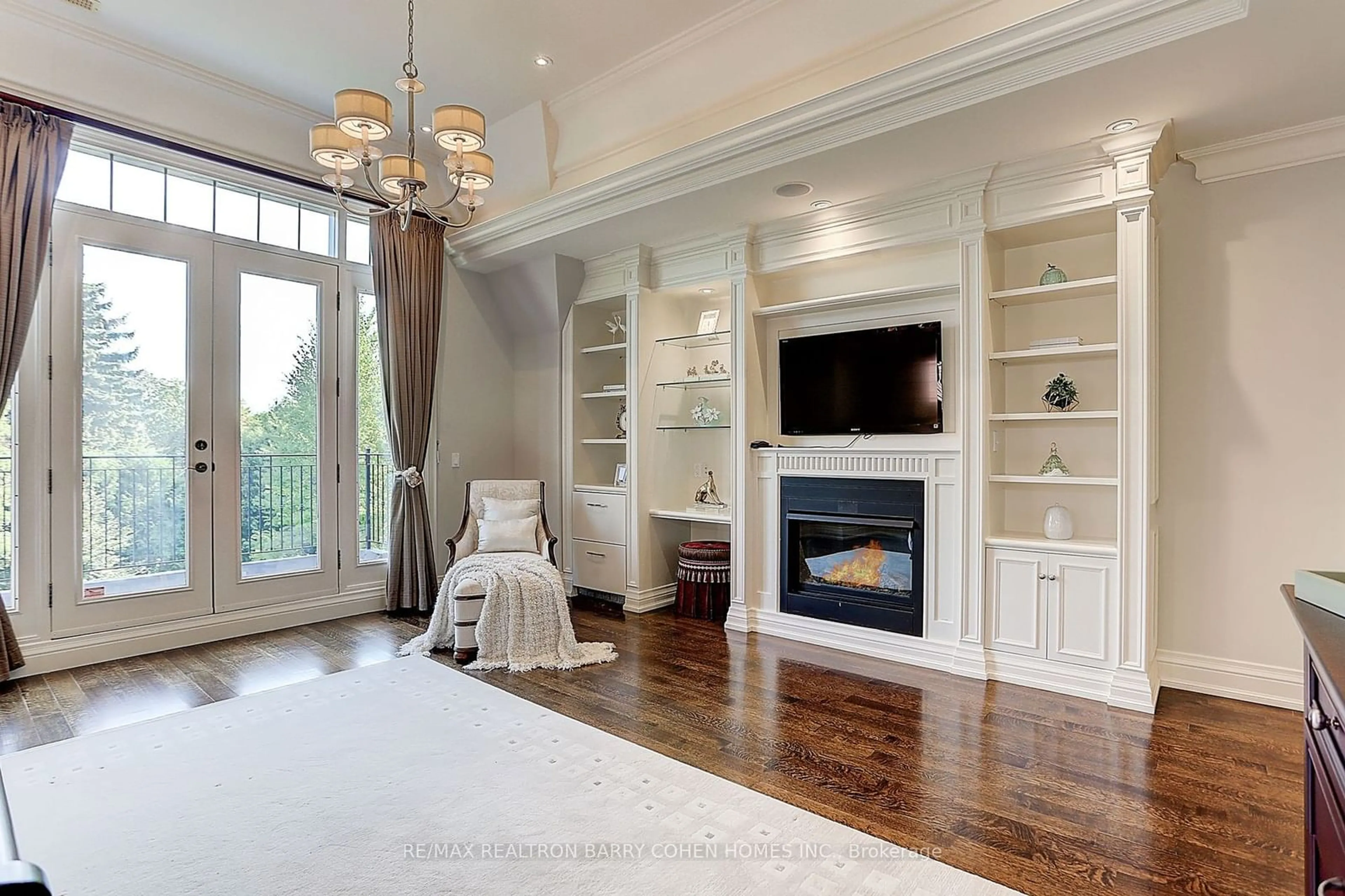 Living room, wood floors for 17 Blyth Hill Rd, Toronto Ontario M4N 3L5