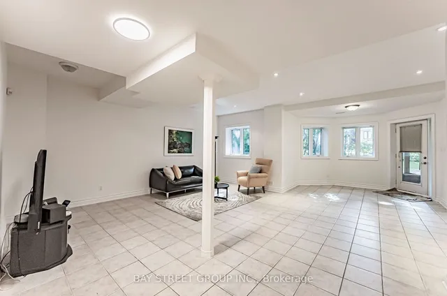 Additional property image - 171 Empress Ave
