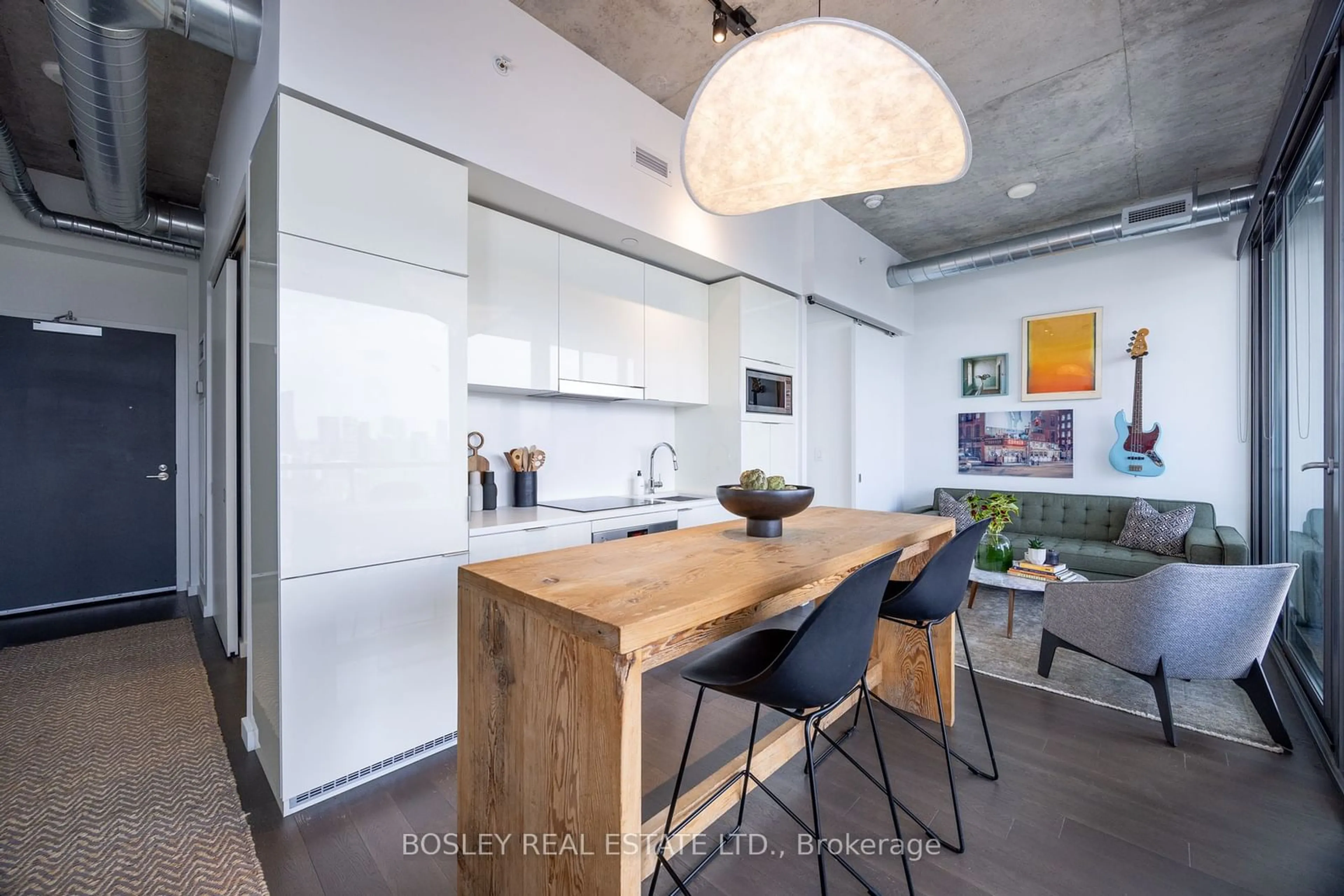 Contemporary kitchen for 170 Bayview Ave #2802, Toronto Ontario M5A 0M4