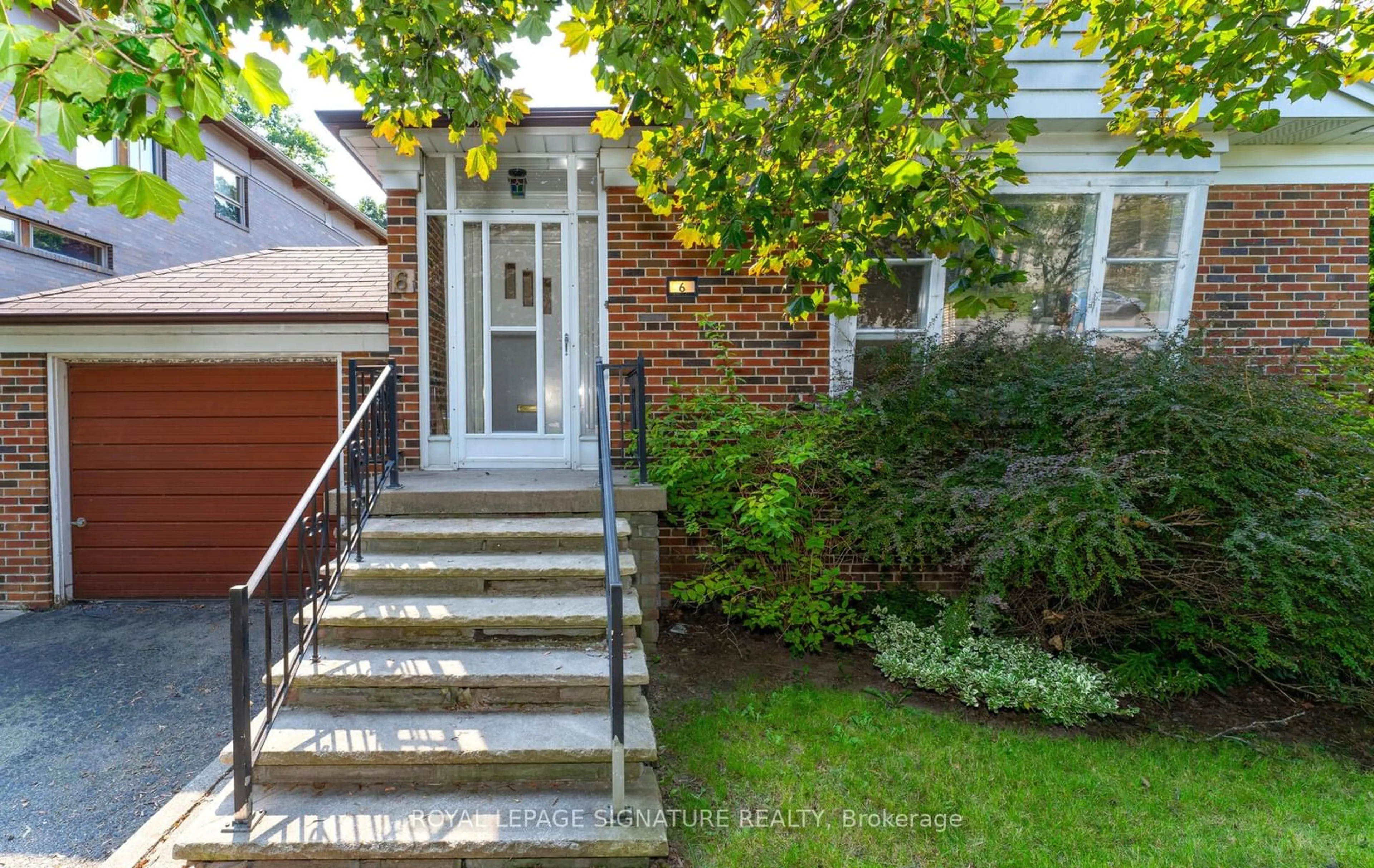 Home with brick exterior material for 6 Gwendolen Cres, Toronto Ontario M2N 2L7