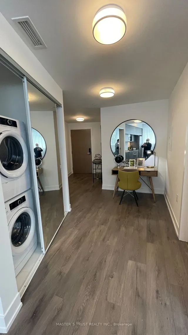 Additional property image - 575 Bloor St Unit 208