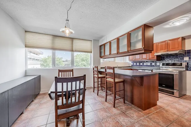 Additional property image - 256 Jarvis St Unit 3B