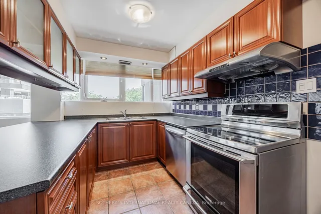 Additional property image - 256 Jarvis St Unit 3B
