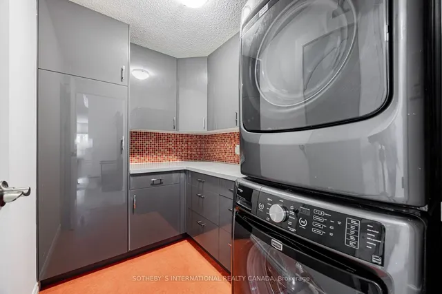 Additional property image - 256 Jarvis St Unit 3B