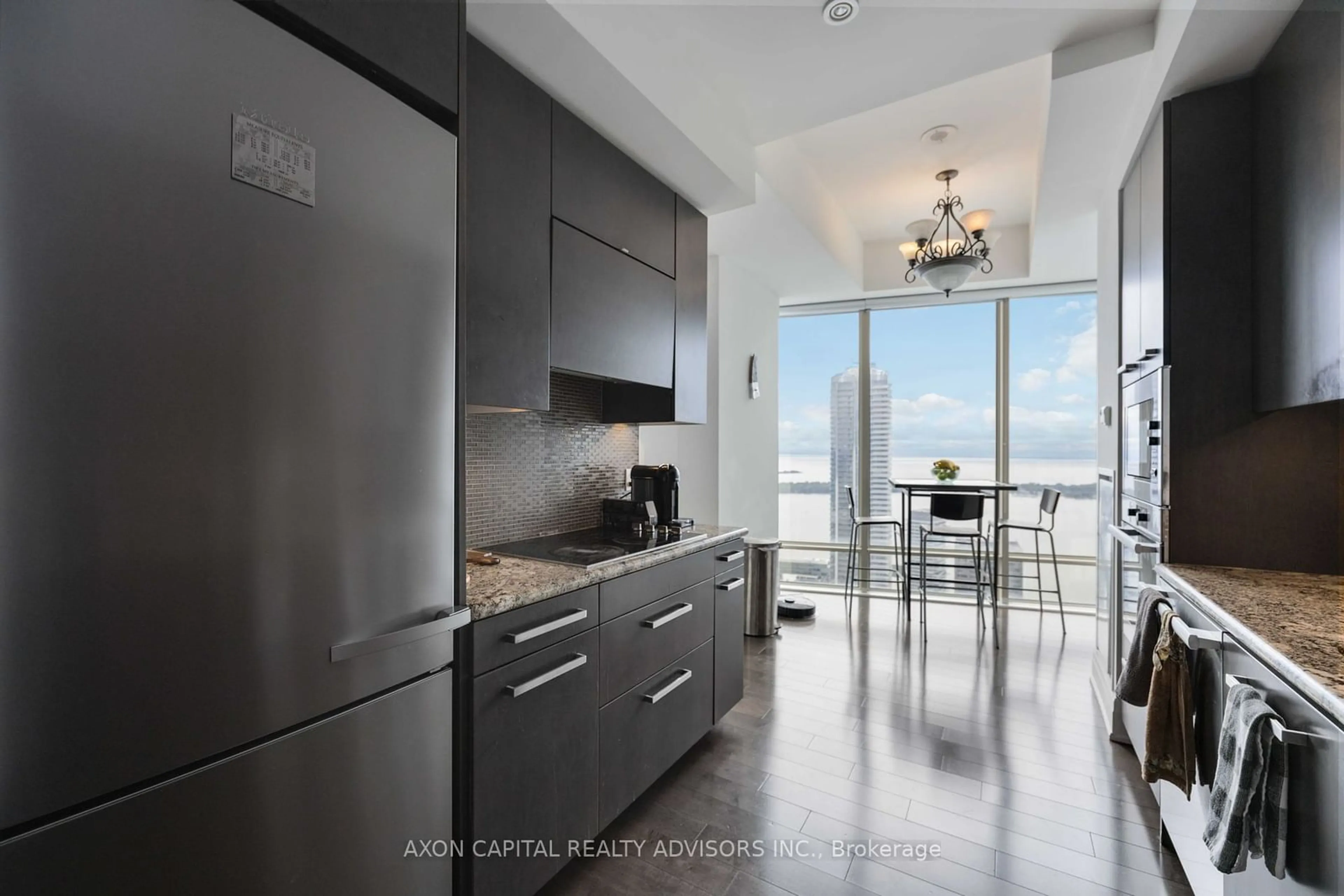 Contemporary kitchen, ceramic floors for 8 The Esplanade #5409, Toronto Ontario M5E 0A6