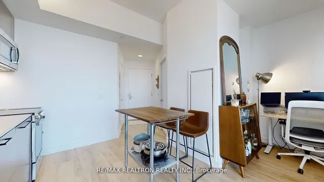 Additional property image - 135 East Liberty St Unit 1512