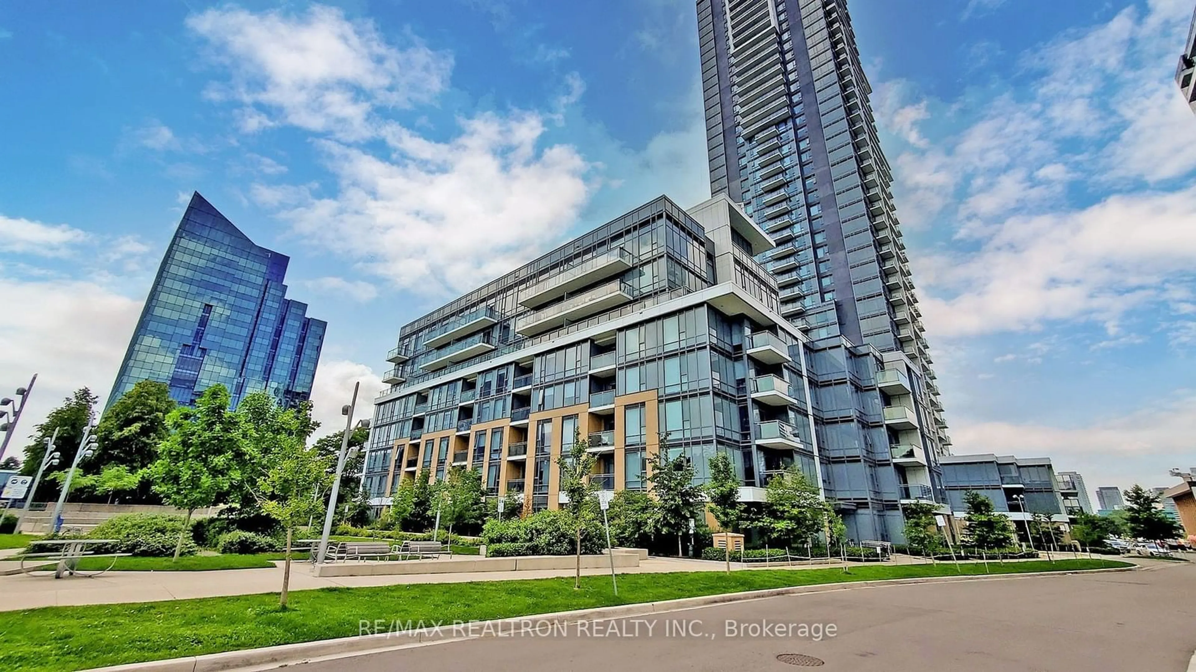 A pic from exterior of the house or condo, the view of city buildings for 55 Ann O'Reilly Rd #4101, Toronto Ontario M2J 0E1