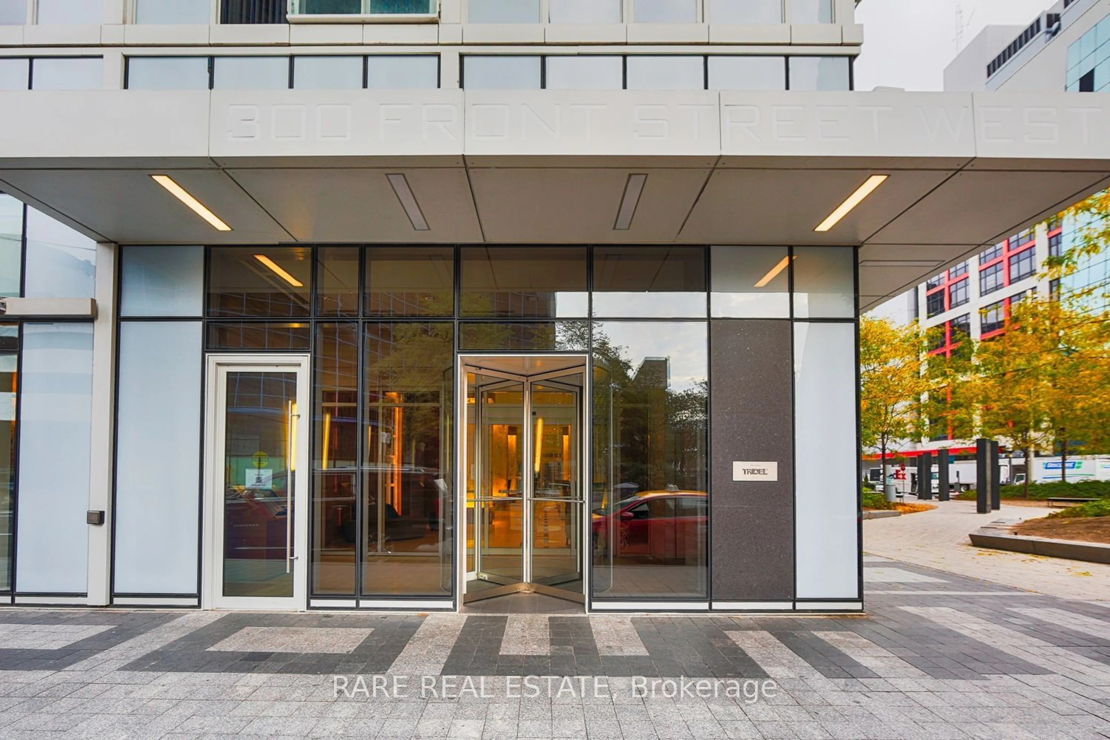 Indoor foyer for 300 Front St #4102, Toronto Ontario M5V 0E9