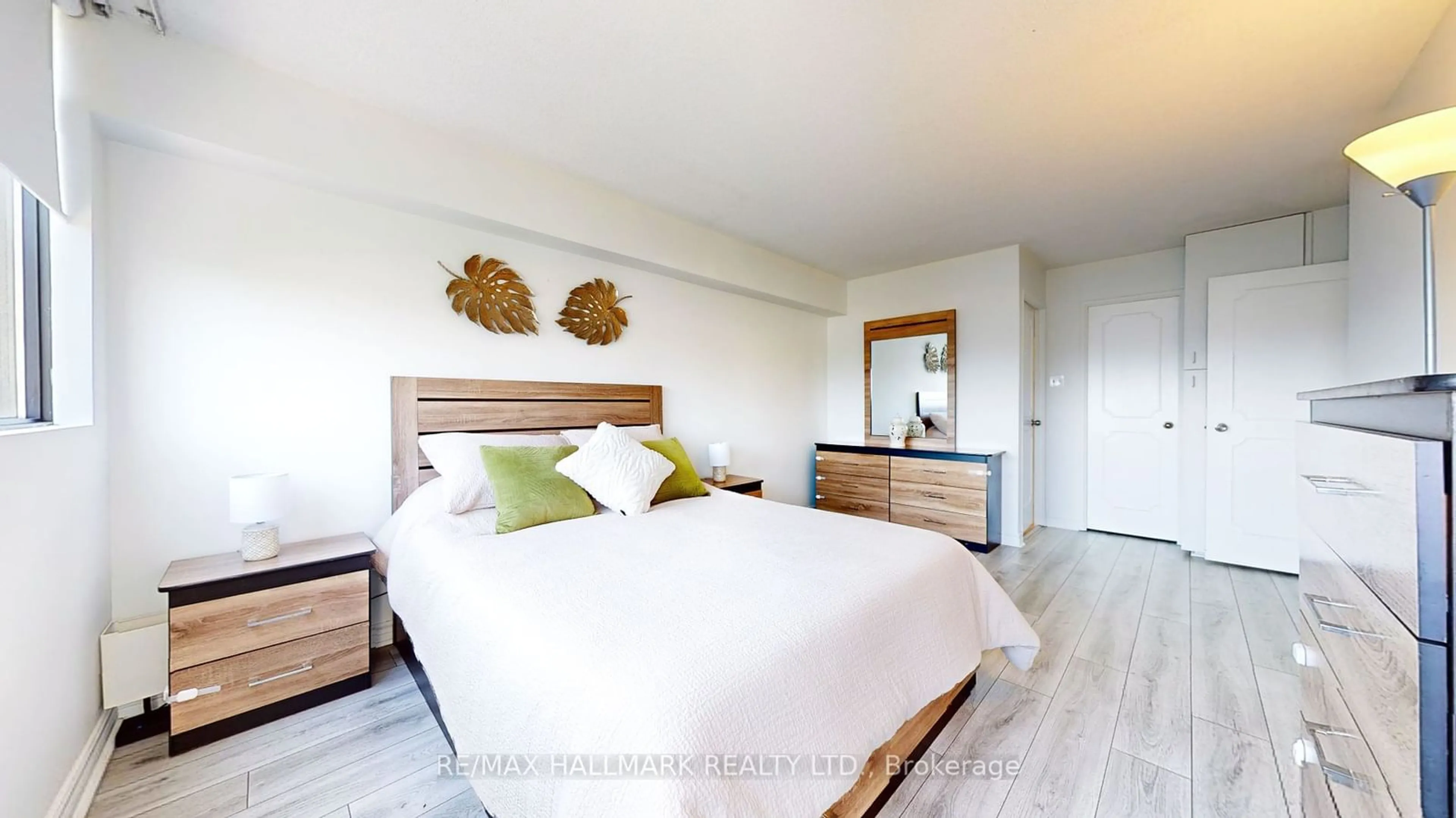 Bedroom, wood floors for 133 Torresdale Ave #707, Toronto Ontario M2R 3T2