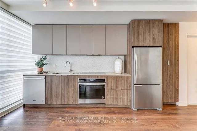 Additional property image - 2 Sonic Way Unit 1402