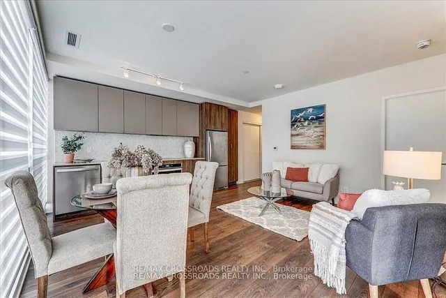 Additional property image - 2 Sonic Way Unit 1402