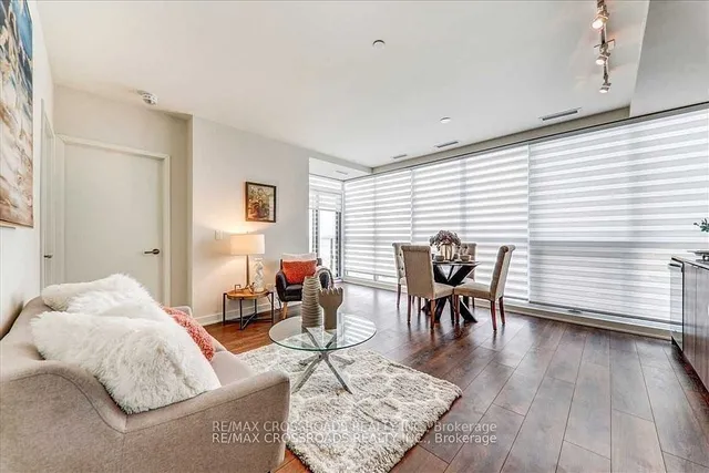 Additional property image - 2 Sonic Way Unit 1402