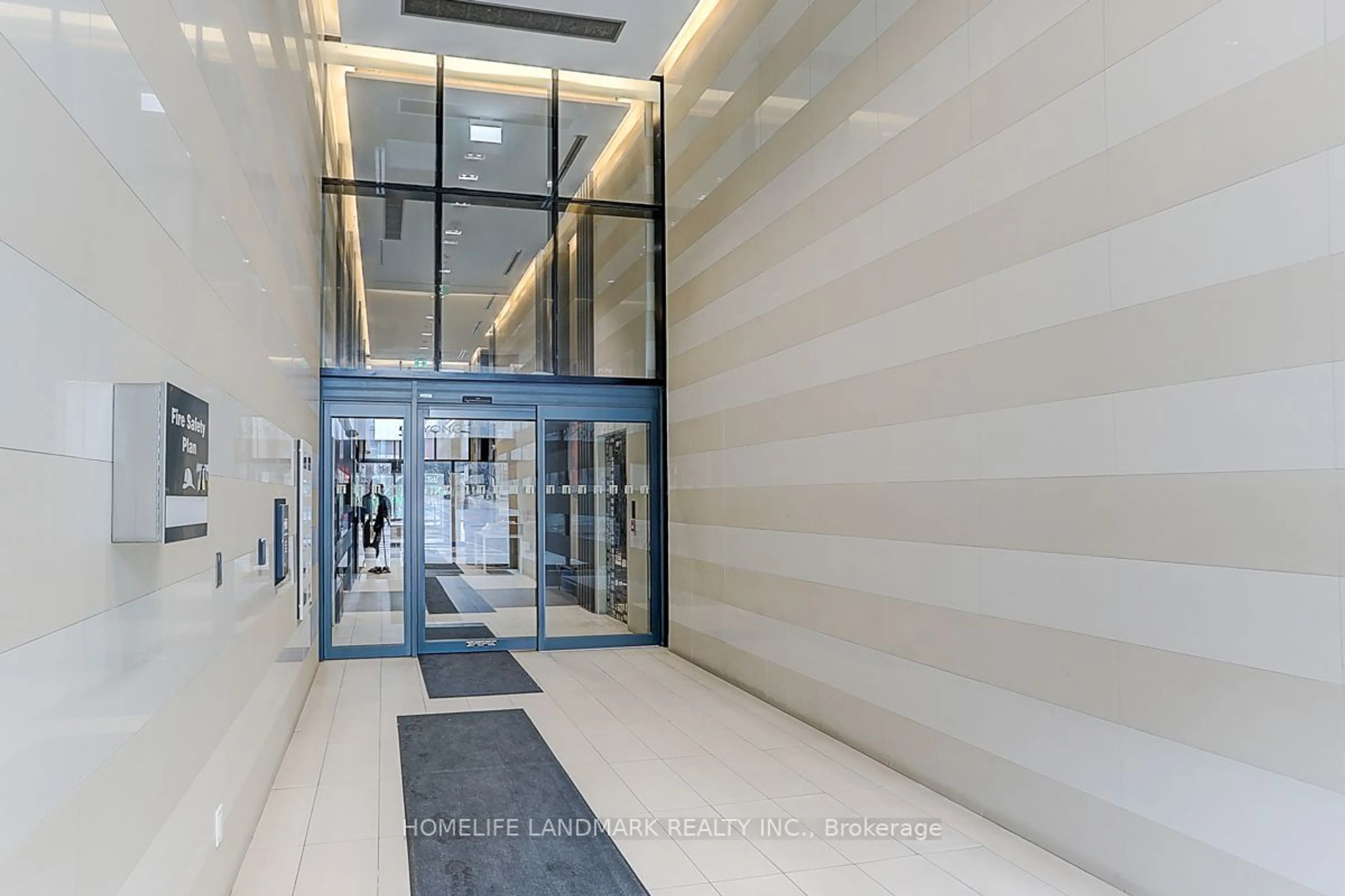 Indoor foyer for 501 Yonge St #1512, Toronto Ontario M4Y 0G8