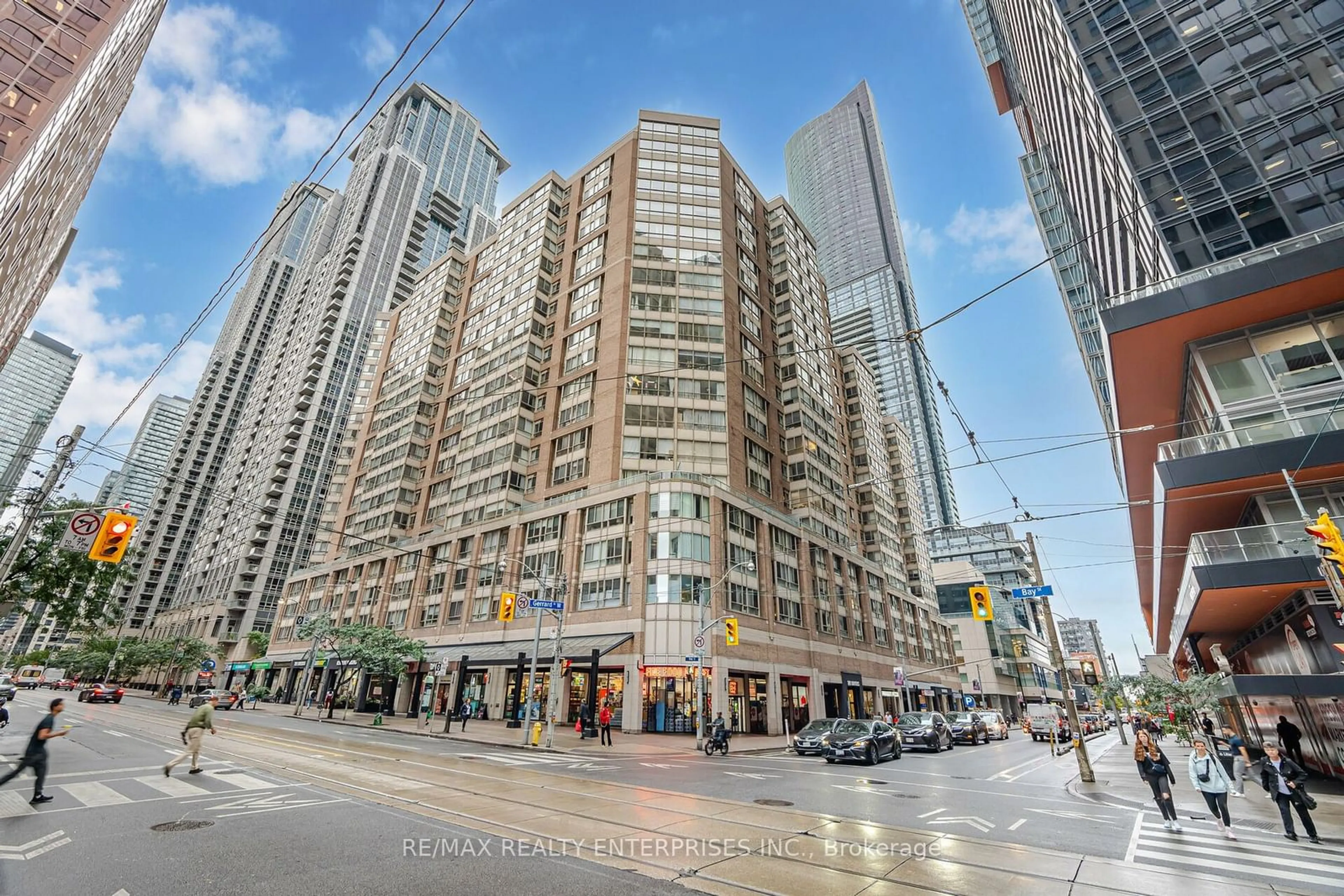 A pic from exterior of the house or condo, the street view for 717 Bay St #701, Toronto Ontario M5G 2J9