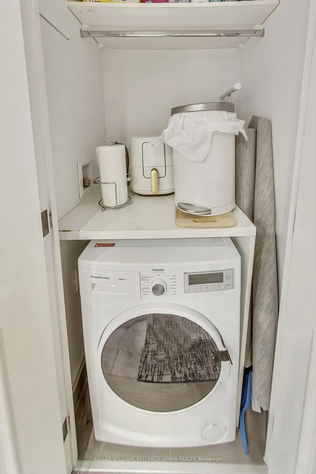 Additional property image - 155 Yorkville Ave Unit 413