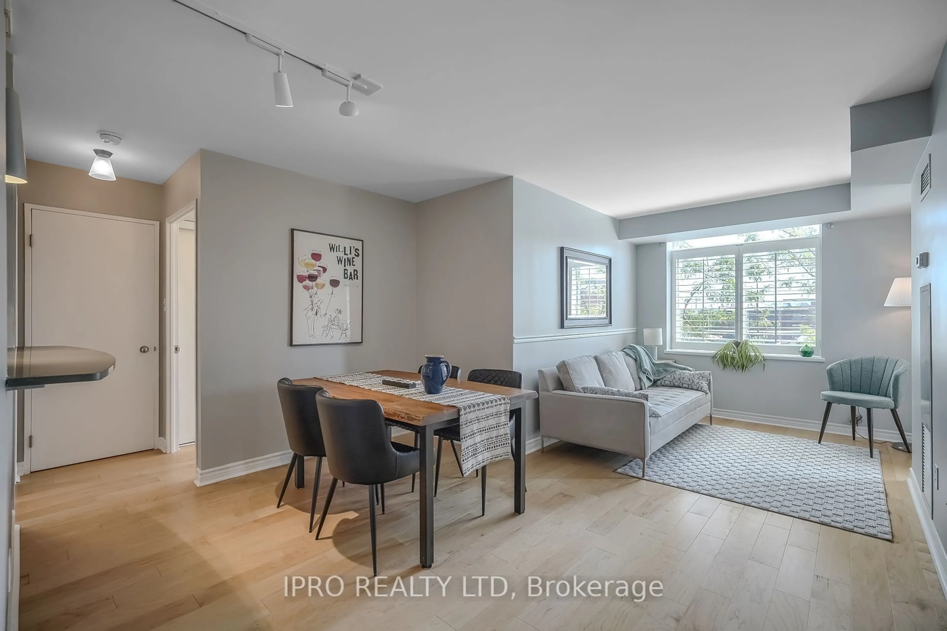 Living room for 70 Mill St #410, Toronto Ontario M5A 4R1