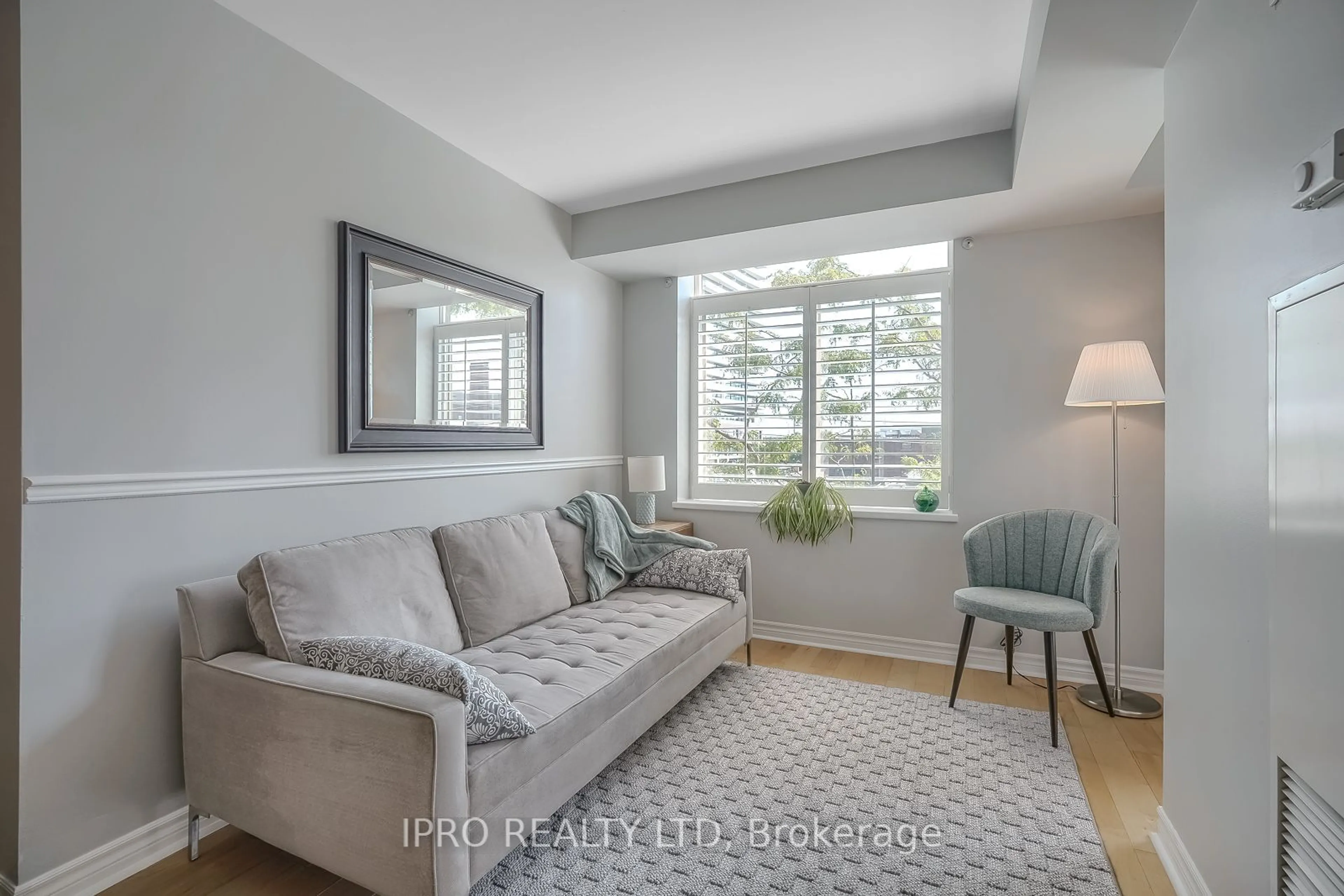 Living room for 70 Mill St #410, Toronto Ontario M5A 4R1