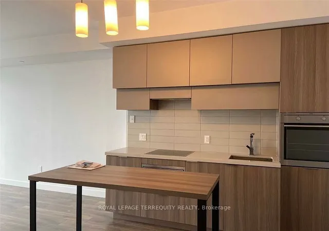 Additional property image - 8 Eglinton Ave Unit 3706
