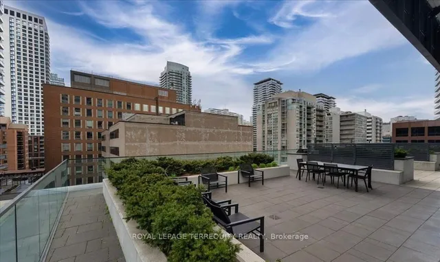 Additional property image - 8 Eglinton Ave Unit 3706