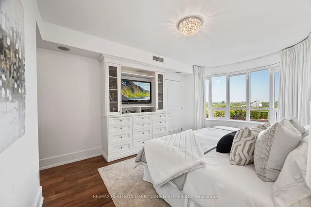 Additional property image - 662 Sheppard Ave Unit 805c