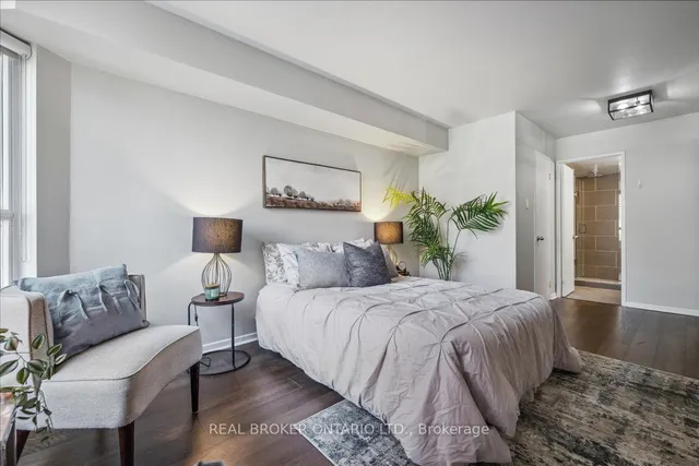 Additional property image - 25 Maitland St Unit 409