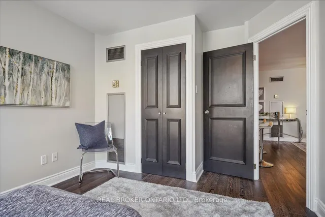 Additional property image - 25 Maitland St Unit 409