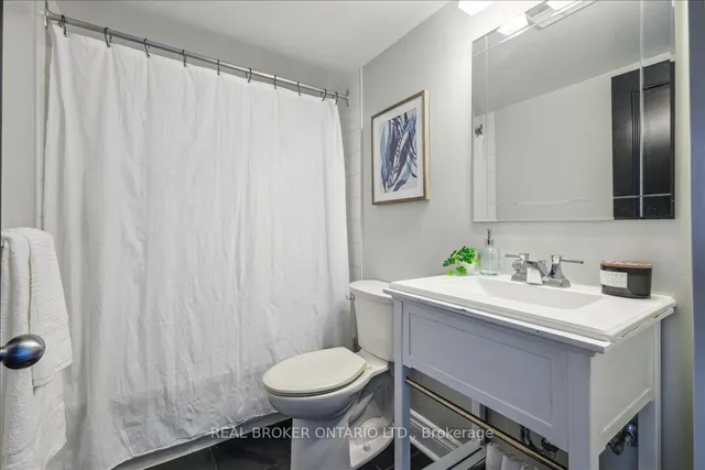 Additional property image - 25 Maitland St Unit 409