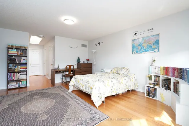 Additional property image - 28 Sommerset Way Unit 1506