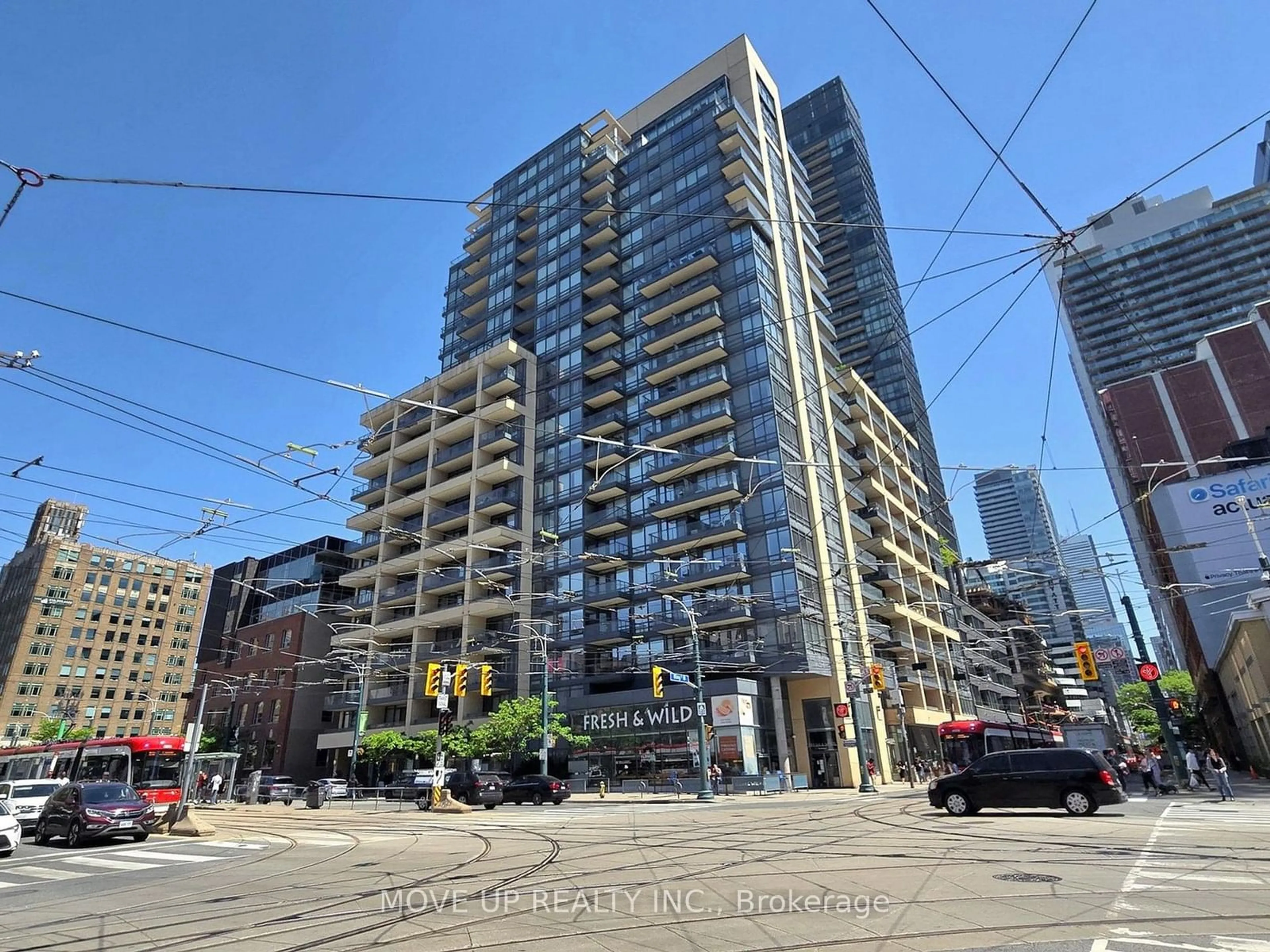 A pic from exterior of the house or condo for 438 King St #1406, Toronto Ontario M5V 3T9