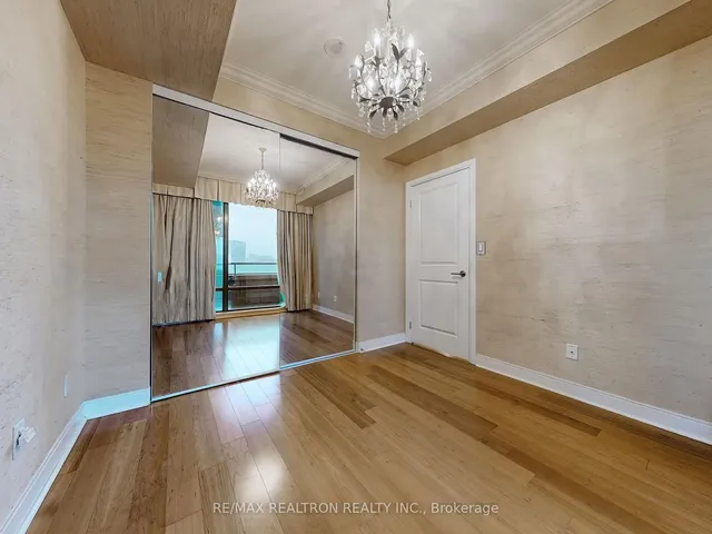 Additional property image - 18 Yorkville Ave Unit 2504