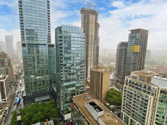 Additional property image - 18 Yorkville Ave Unit 2504