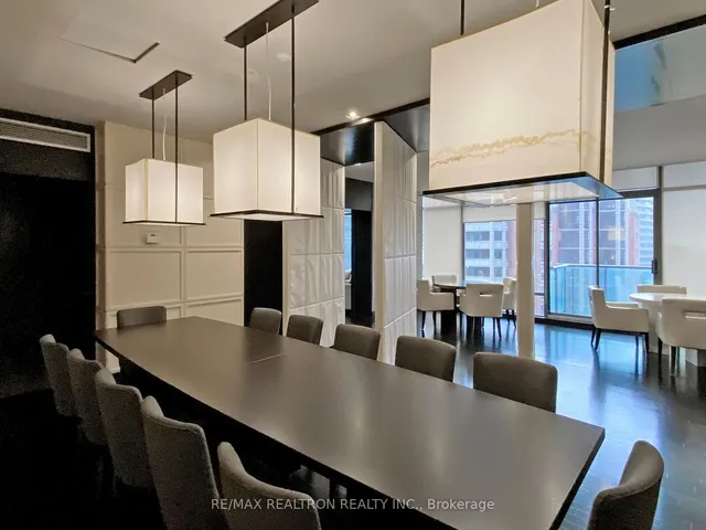 Additional property image - 18 Yorkville Ave Unit 2504