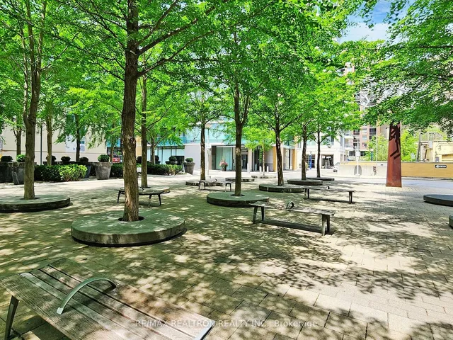 Additional property image - 18 Yorkville Ave Unit 2504