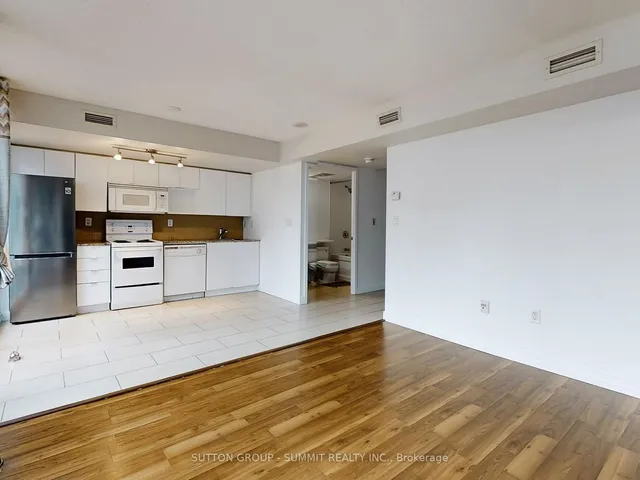 Additional property image - 15 Brunel Crt Unit 523