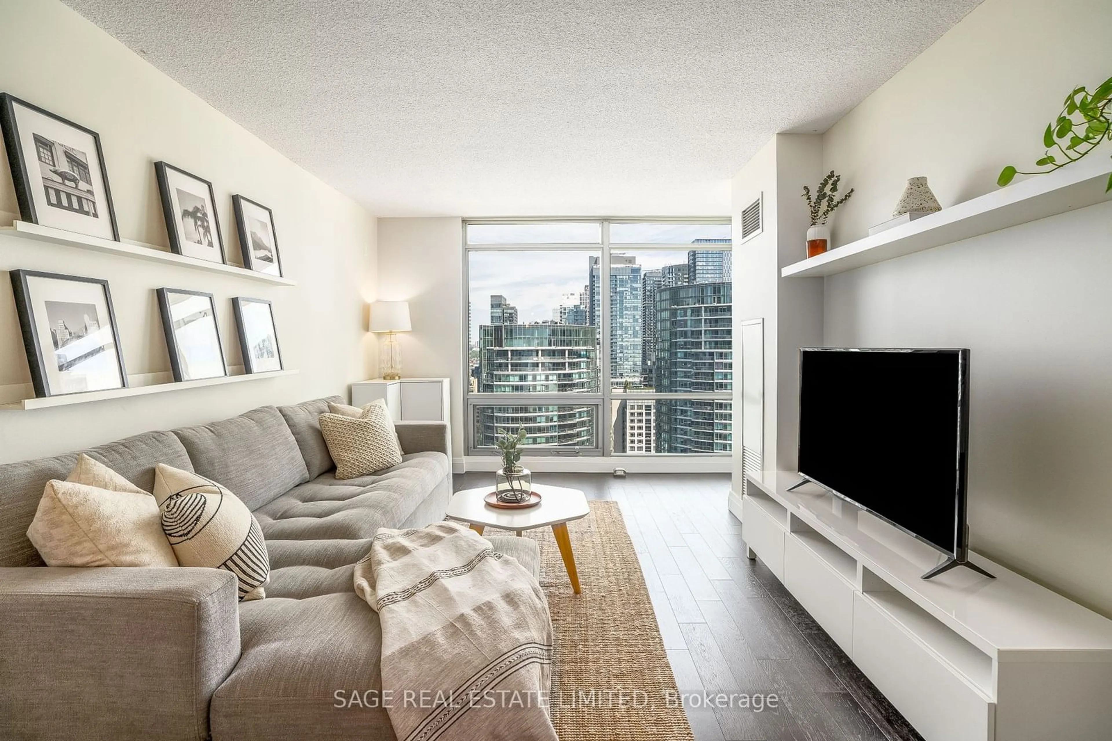 Living room for 81 Navy Wharf Crt #3311, Toronto Ontario M5V 3S2