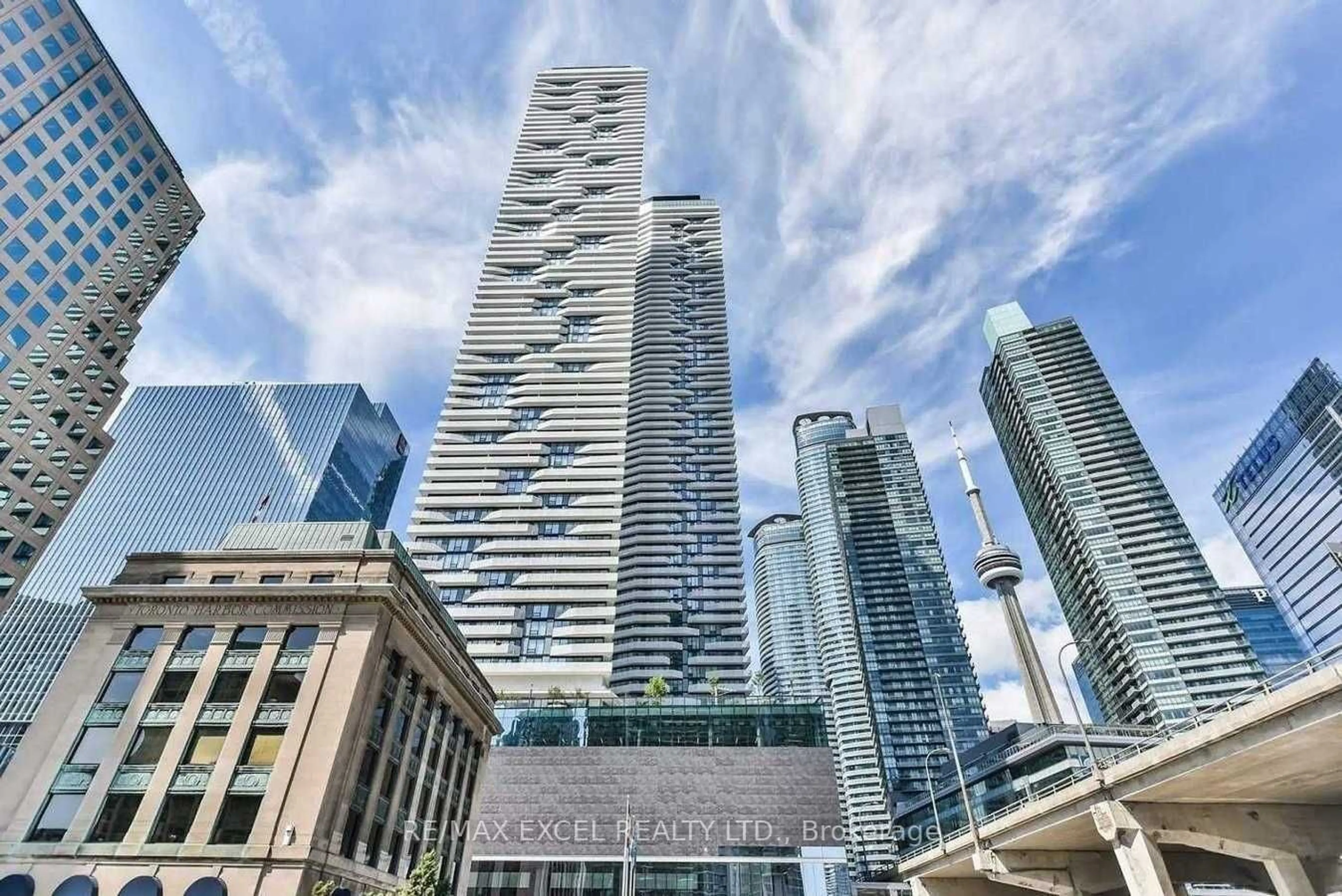 A pic from exterior of the house or condo for 100 Harbour St #3208, Toronto Ontario M5J 0B5