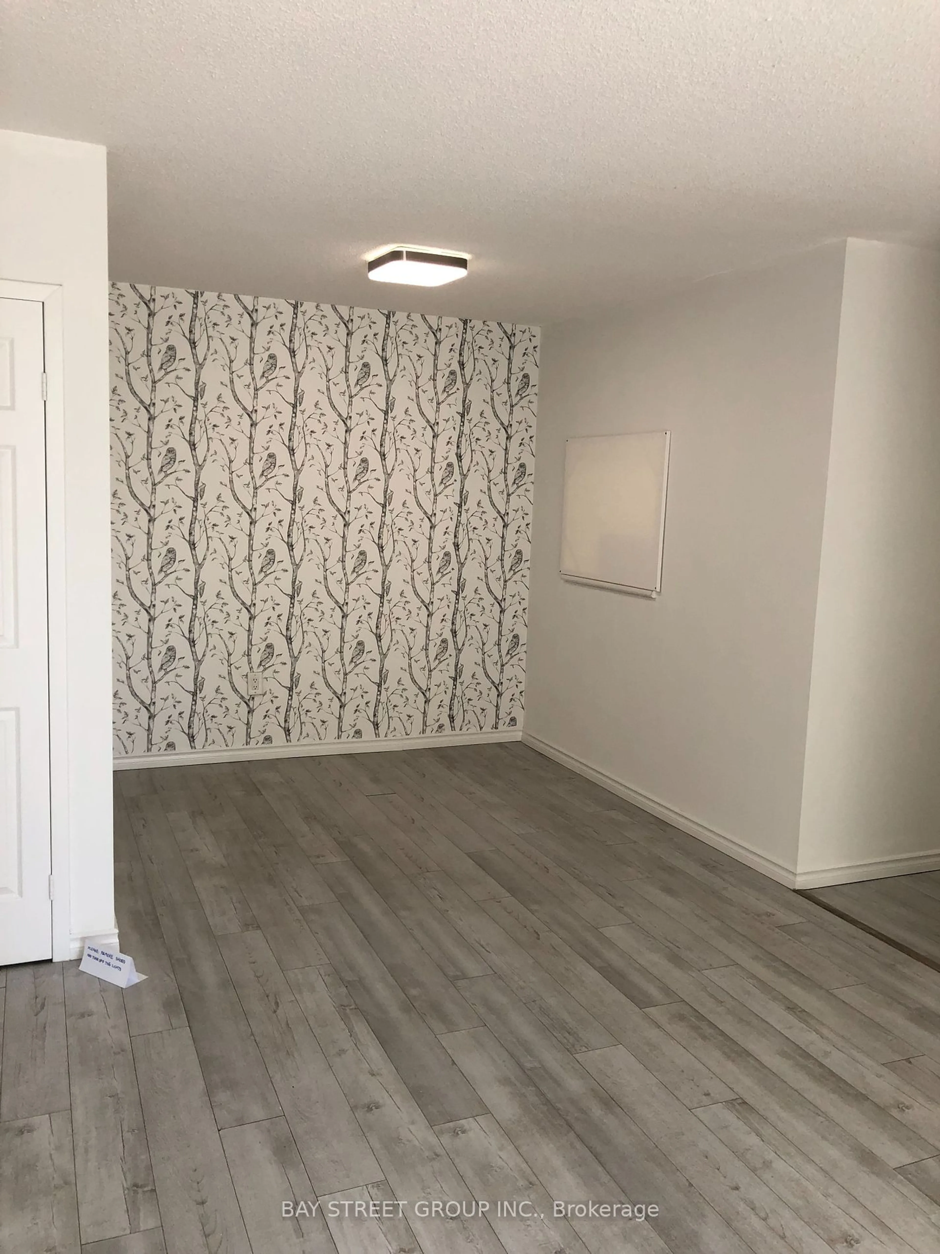 A pic of a room, unknown floor for 284 Bloor St #308, Toronto Ontario M5S 3B8