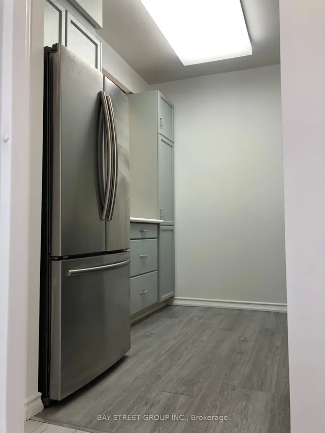 Additional property image - 284 Bloor St Unit 308