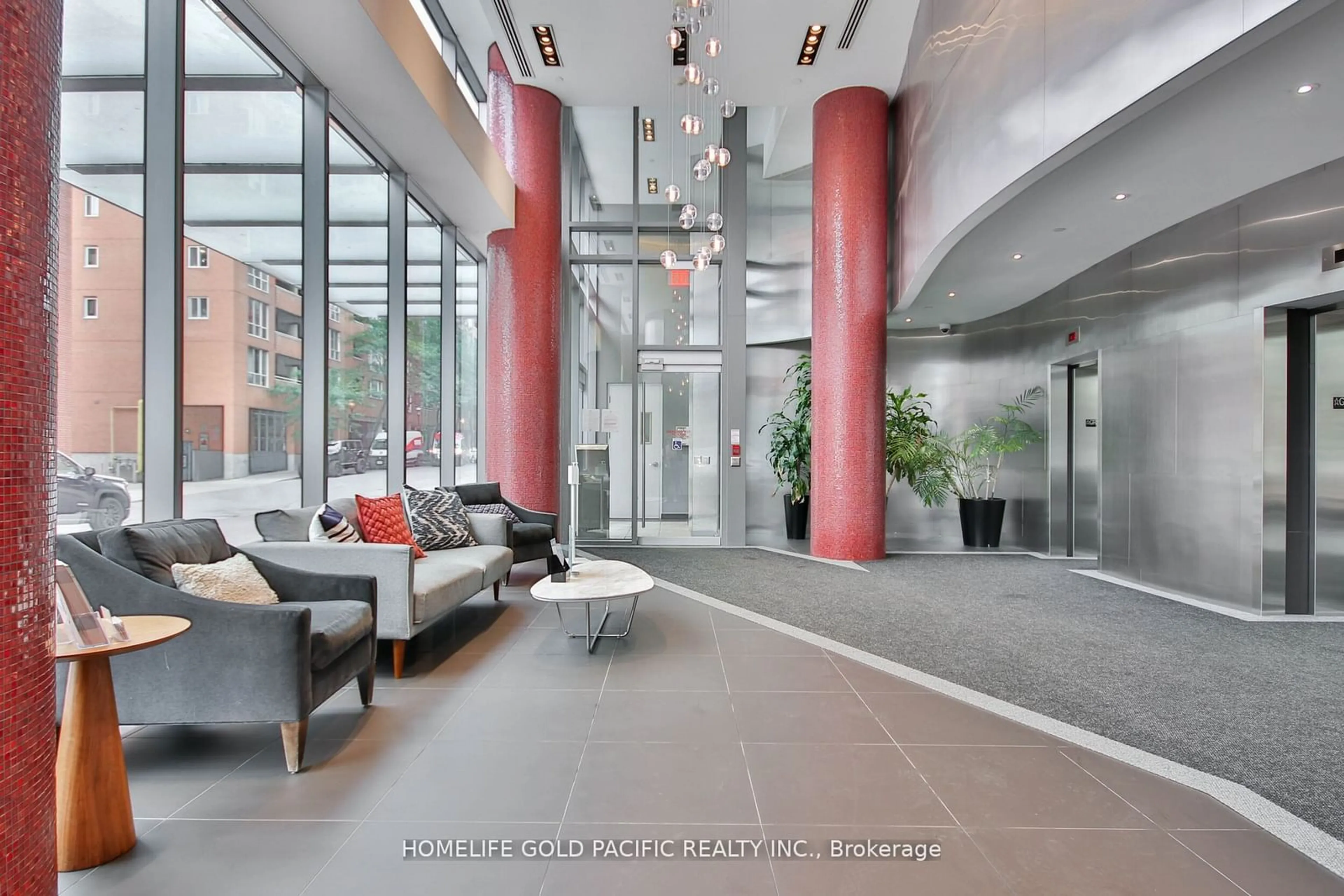 Indoor lobby for 1 Market St #3008, Toronto Ontario M5E 0A2