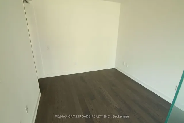 Additional property image - 629 King St Unit 720