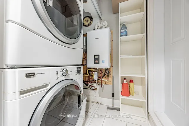 Additional property image - 415 Jarvis St Unit 401