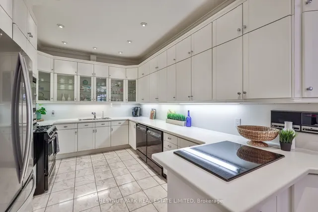 Additional property image - 136 Farnham Ave
