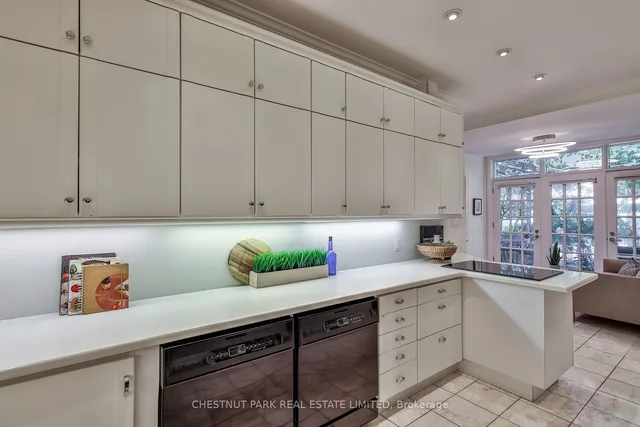 Additional property image - 136 Farnham Ave