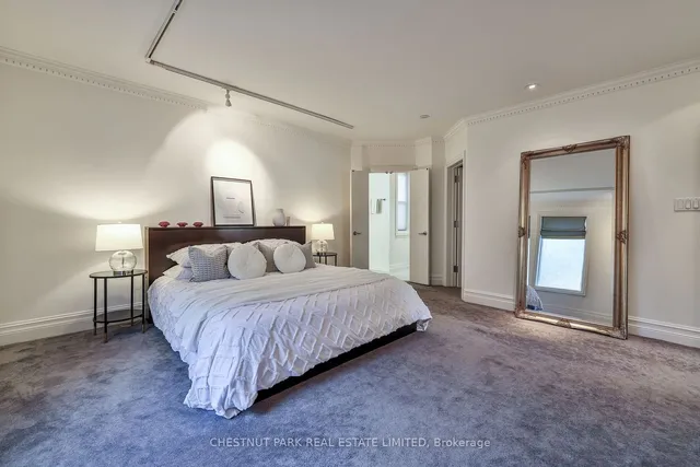 Additional property image - 136 Farnham Ave